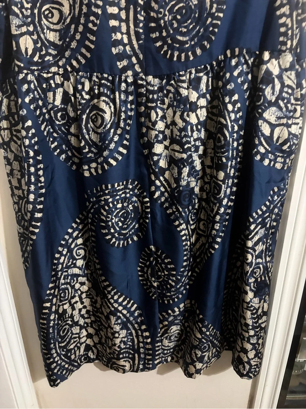 Michael Kors Navy and Cream Sleeveless Midi Dress Sillk